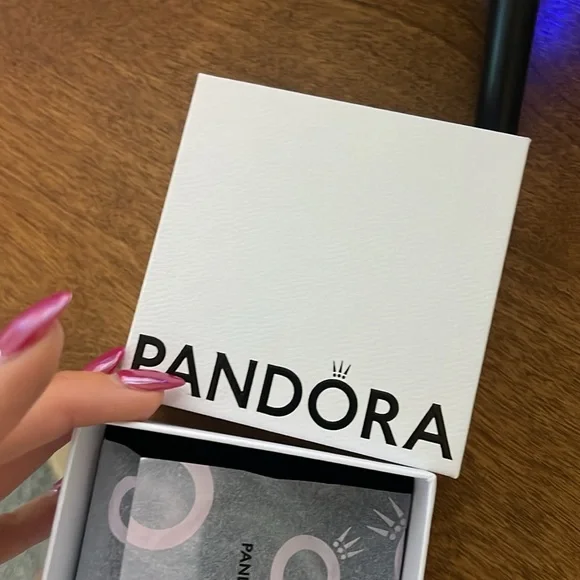 Pandora bracelet - Picture 3 of 3